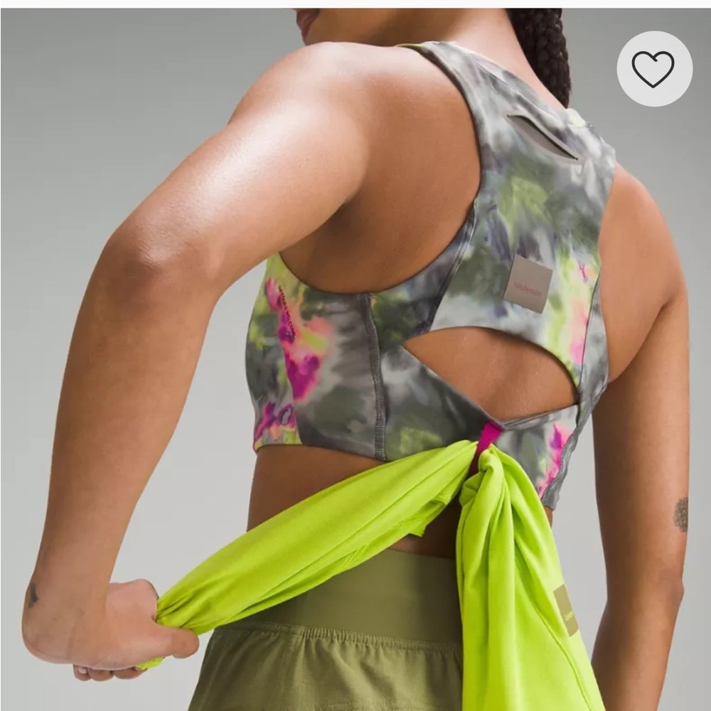 Lululemon storage hike bra